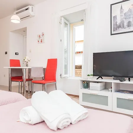Studio Vinka Apartment